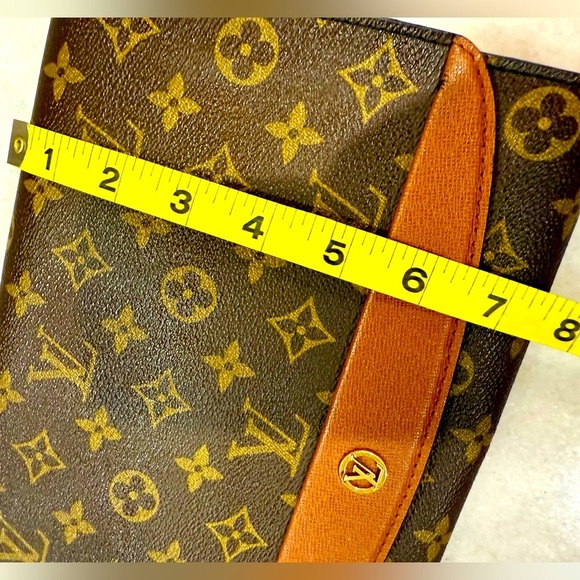 Vintage Louis Vuitton Monogram Bordeaux
Shoulder Bag - Picture 12 of 12